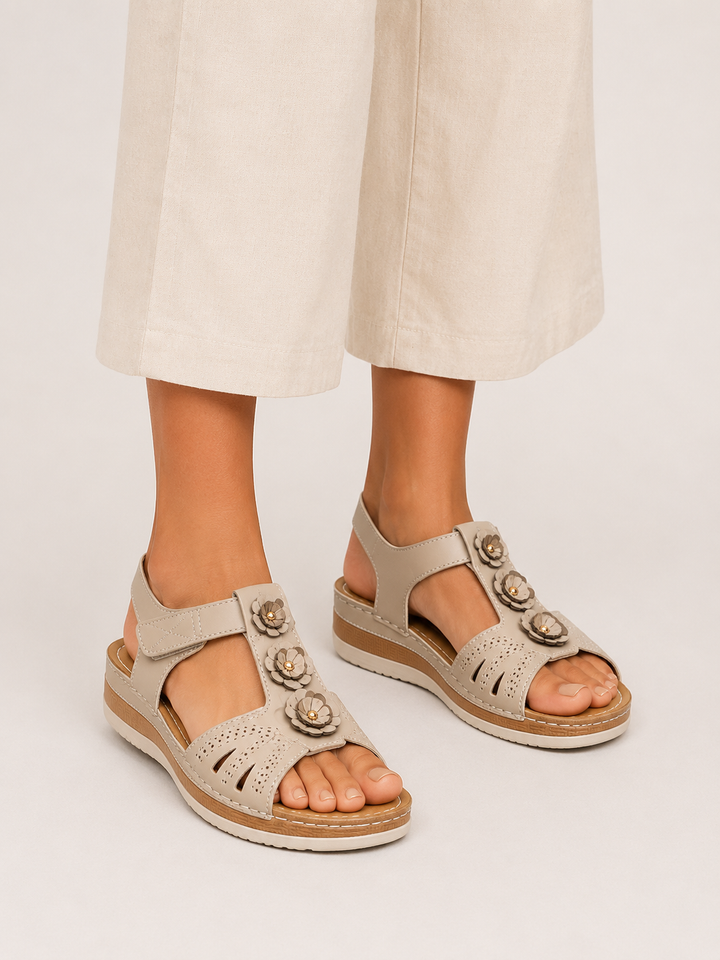 Elowen™ – Blossom Comfort Sandals