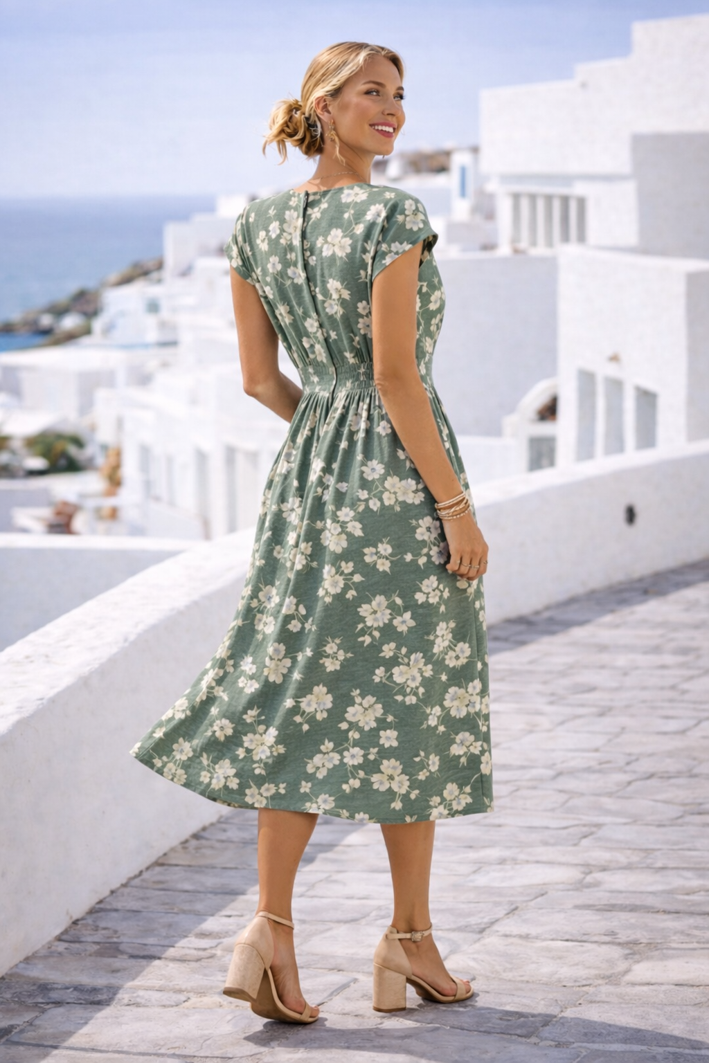 Lotte – Floral V-Neck Dress