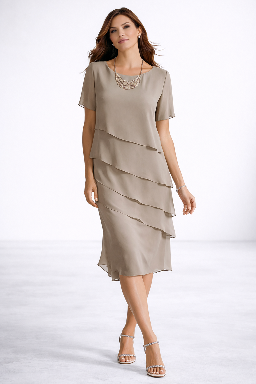 Claire – Élégance Layered Dress