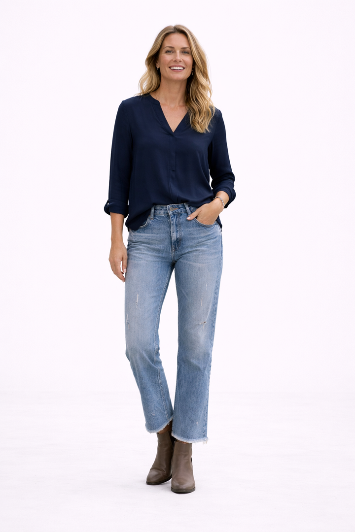 Claire – Classic Straight Jeans