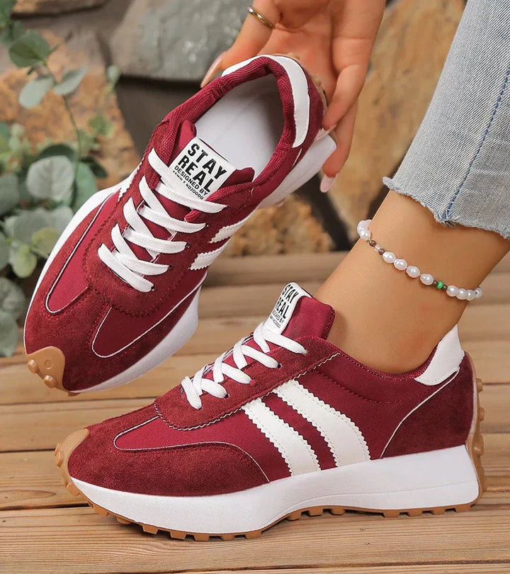 Daisy – Vintage Comfort Sneakers